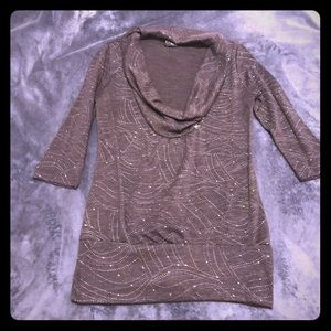 Daytrip Cowl-Neck Banded Hem Top